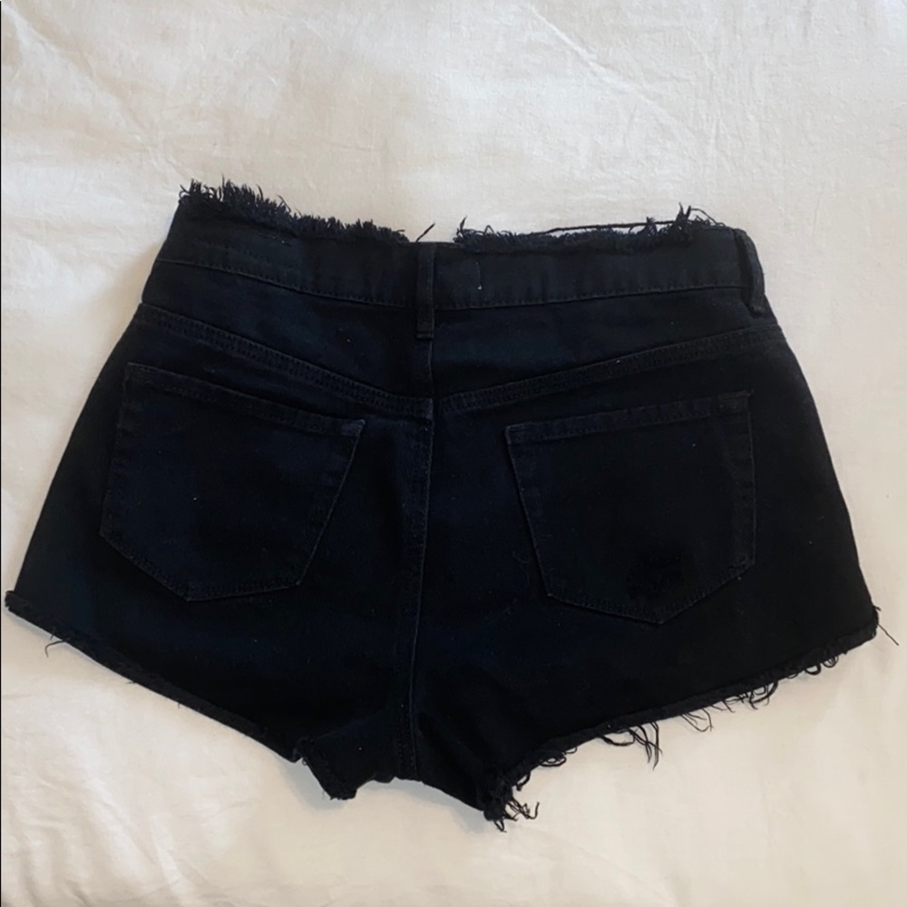 PacSun high rise black shorts - Picture 2 of 3